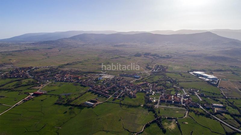 Foto f23914d1-993f-4518-801f-61ad408e119f. Terreny residencial a Trescasas