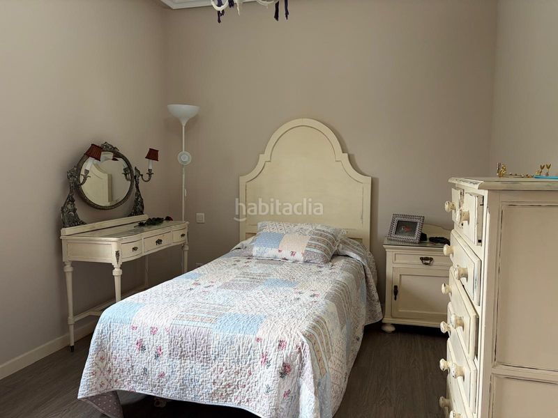 Foto 0b0dd4f0-dcb5-4752-b700-30835f638840. Xalet amb calefacció aparcament a Labajos