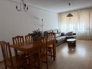 Lloguer Pis a El Cerro - Ctra. De San Rafael. Vivienda con garaje zona estacion