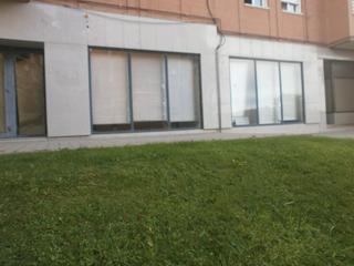 Lloguer Local Comercial a El Carmen. Local en alquiler en el barrio del carmen