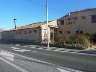 Local Comercial a Torrecaballeros. En venta negocio de hosteleria con vivienda