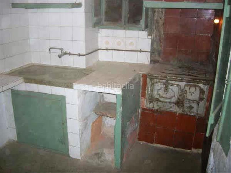 Foto b5376e7b-02d9-49c2-aee0-4055417cd140. Piso en primera vilallarga en Godall
