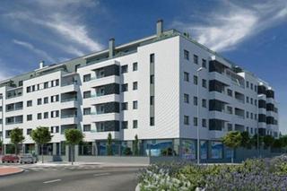 Car parking in Bulevar del deporte