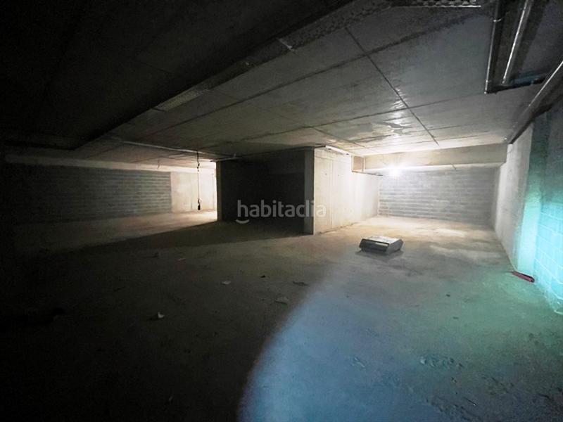 Foto e4877326-5b0c-4a66-9eb0-06010befb032. Local comercial a avenida rio de janeiro a Porta Barcelona