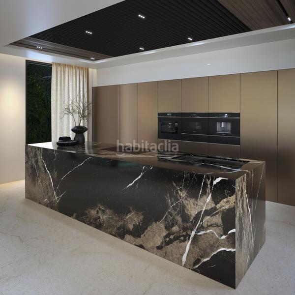 Foto 8a2152d8-7f05-4297-a7b8-ec22f42e93e4. Chalet avec parking piscine dans Sotogrande costa Sotogrande