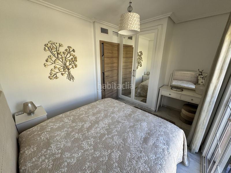 Foto e0dda5d1-e4ed-4125-8be8-97d17e08700f. Casa a schiera con parcheggio piscina in Cabopino - Artola Marbella