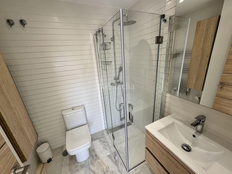 Foto 7d4967b5-0d22-416f-b6c3-d836e30565d2. Semi detached house with parking pool in Cabopino - Artola Marbella