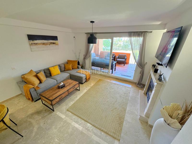 Foto 6cf4ff96-38b6-4b72-8912-c07c4c9c69b5. Reihenhaus mit parking pool in Cabopino - Artola Marbella