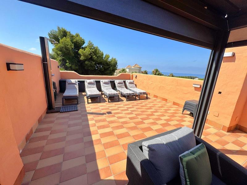 Foto 66545385-f95f-481d-89c1-ae62bd729f5f. Semi detached house with parking pool in Cabopino - Artola Marbella