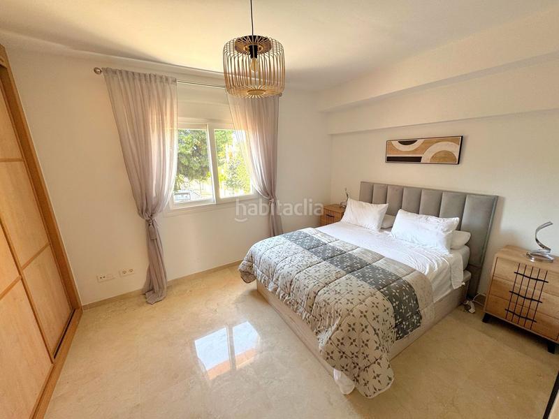 Foto ee2fb5c7-4154-4f23-a19e-2a1204b74ac1. Semi detached house with parking pool in Cabopino - Artola Marbella