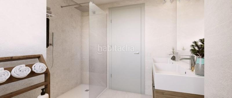 Foto a63c4a35-b177-4f9d-93da-06cf3f7ec960. Piccolo appartamento con parcheggio piscina in El Paraíso Benahavís