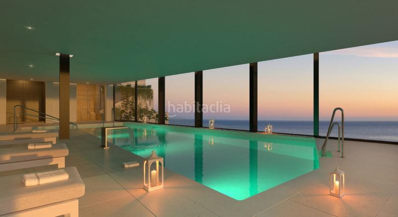 Foto d9f5fb35-2f9f-4a6b-a147-92c6a49c4e15. Piano terra con parcheggio piscina in Las Gaviotas - Carvajal Fuengirola