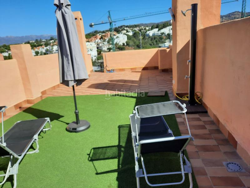 Foto ce3dfe65-97c4-4c5e-9578-7fb80bc4c7f6. Casa adossada amb aparcament piscina a Cabopino - Artola Marbella