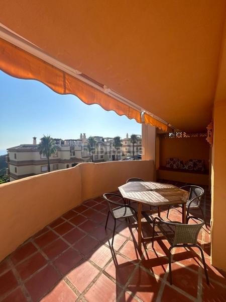 Foto aa59b734-932a-4d8e-a9b0-d20cb2e2db48. Rent penthouse with pool in Calahonda Mijas