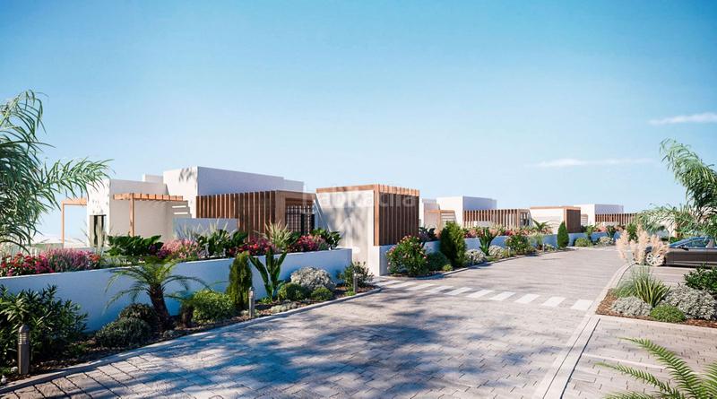 Foto 4506b6e6-e5e8-4c72-90f5-186c95c58730. Duplex avec piscine dans altos de Estepona Estepona