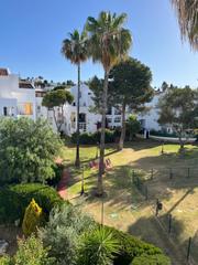 Rent Flat in Elviria