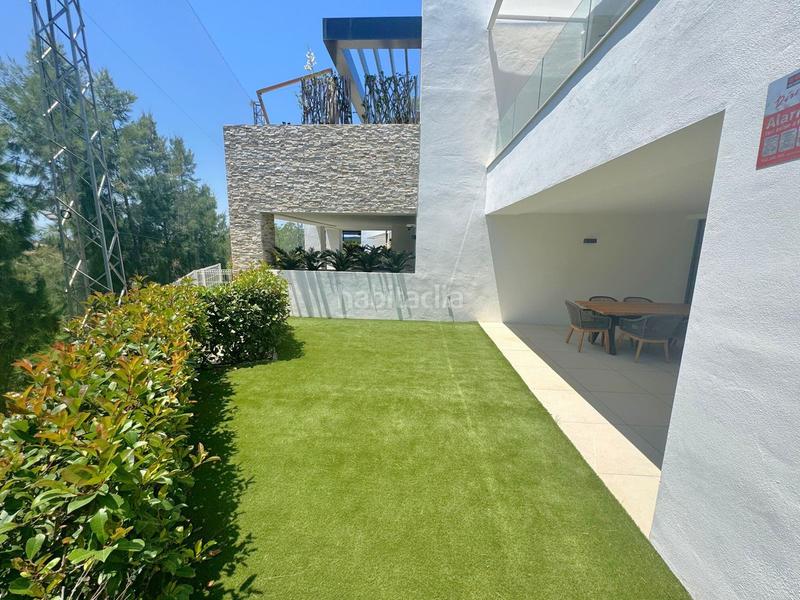 Foto 5442867d-d85a-40ef-97d4-19299163cb5c. Planta baixa amb aparcament piscina a Cabopino - Artola Marbella