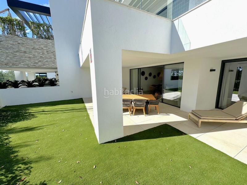 Foto bb617e1c-05c9-4cf1-a1cb-dbc0d9cfafa3. Planta baixa amb aparcament piscina a Cabopino - Artola Marbella