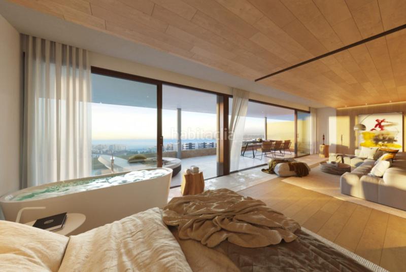 Foto 6c81a4e1-48d9-4684-b5e3-65f3cfb626c5. Penthouse with parking pool in El Higuerón Fuengirola