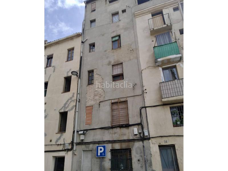 Foto a08a775f-6eb4-4f35-8744-9180a09da3a0. Edificio  en venta en Barri Antic en Barri Antic Manresa