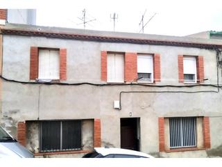 Edifici a Barri Mion - Puigberenguer. Edificio en venta en mionpuigberenguer08242
