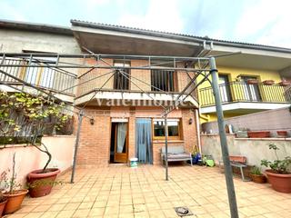 Haus in Solsona. Descubre la casa perfecta para ti en solsona, con diferentes zon