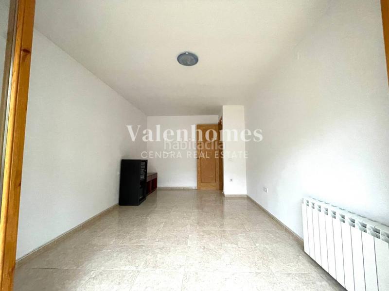 Foto 1ef3ecf4-dc88-486b-b918-6a5b8672e267. Casa descubre la casa perfecta para ti , con diferentes zonas exteriores y gran garaje. en Solsona