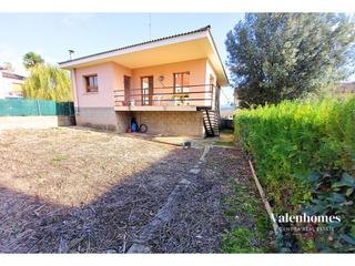 Casa en Olost. Casa en venta en olost08516