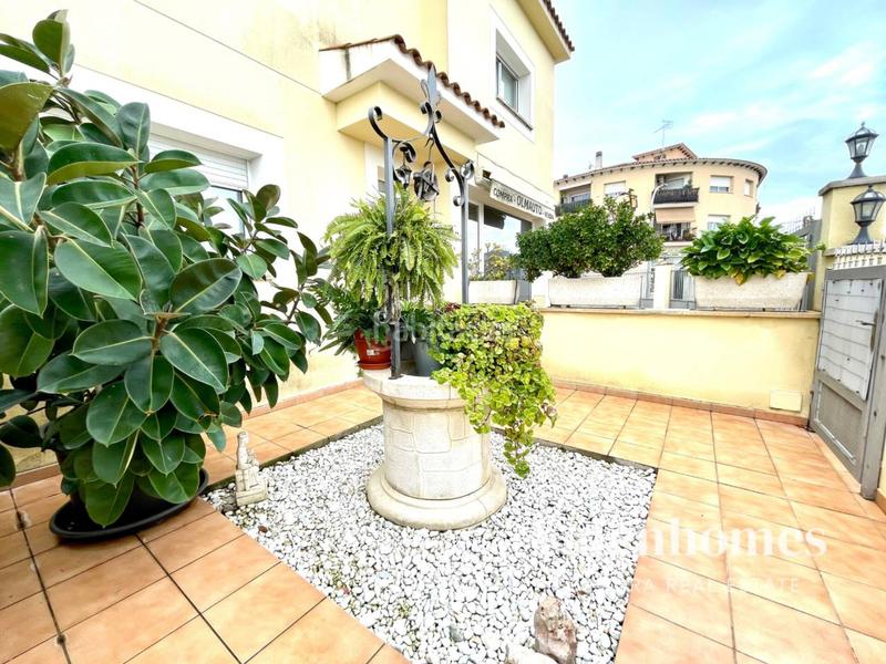 Foto 1bc9b7b1-197c-4849-a0e4-b5e52259c3bd. Casa preciosa casa a cuatro vientos con patio y gran garaje cubierto y posibilidad de instalar piscina. en Banyeres del Penedès