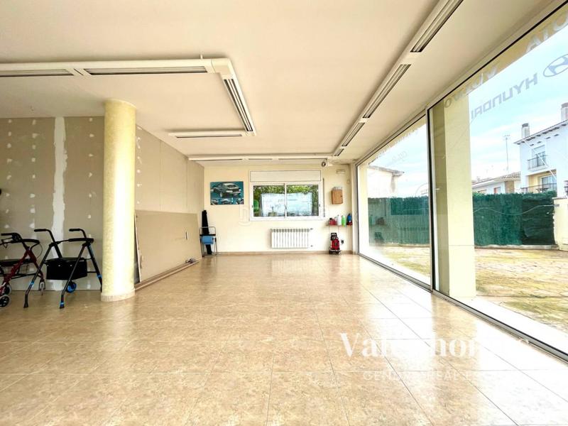 Foto 22c05bf1-6bfa-4118-9d9e-150030ee6da6. Casa preciosa casa a cuatro vientos con patio y gran garaje cubierto y posibilidad de instalar piscina. en Banyeres del Penedès