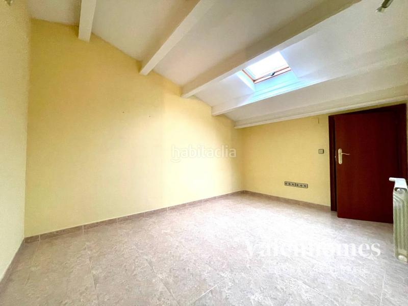 Foto 5744a3da-f8a7-4d6a-b359-cd6a3df79992. Casa preciosa casa a cuatro vientos con patio y gran garaje cubierto y posibilidad de instalar piscina. en Banyeres del Penedès