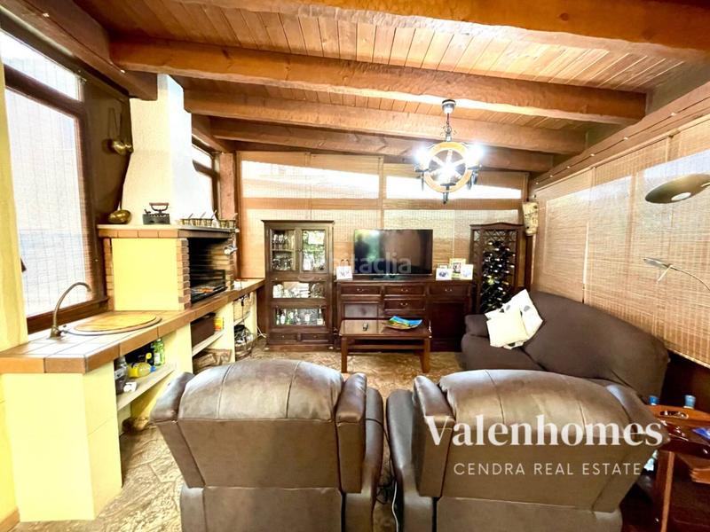 Foto 75f4b4d4-887b-4189-a982-58808f007918. Casa preciosa casa a cuatro vientos con patio y gran garaje cubierto y posibilidad de instalar piscina. en Banyeres del Penedès