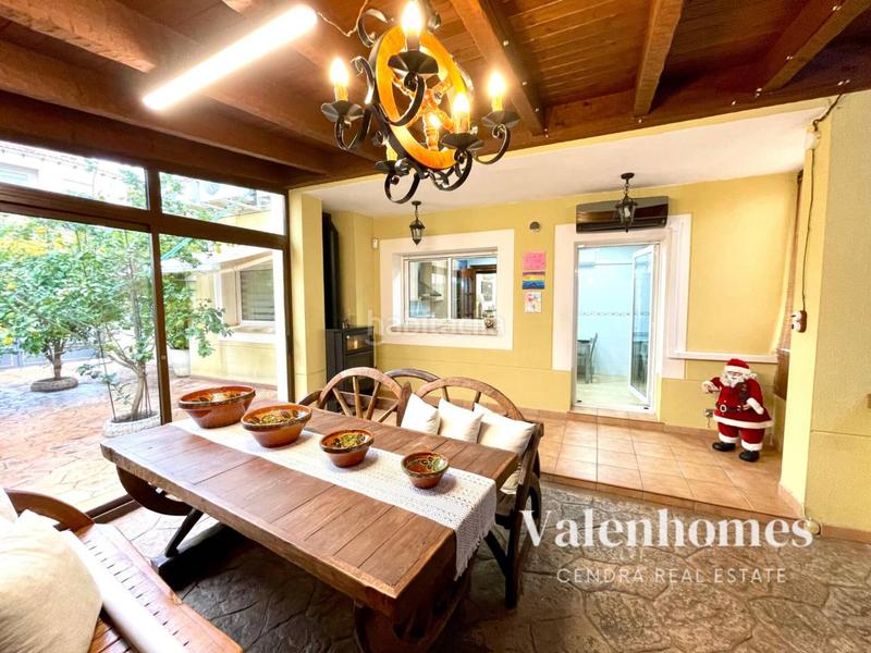 Foto a3a71d83-5e6a-4c4f-87dc-5a8764f721c9. Casa preciosa casa a cuatro vientos con patio y gran garaje cubierto y posibilidad de instalar piscina. en Banyeres del Penedès