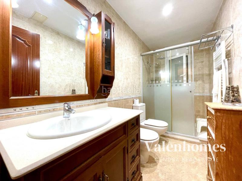 Foto ccfad54a-98de-4fdb-b57c-0e35e29218df. Casa preciosa casa a cuatro vientos con patio y gran garaje cubierto y posibilidad de instalar piscina. en Banyeres del Penedès