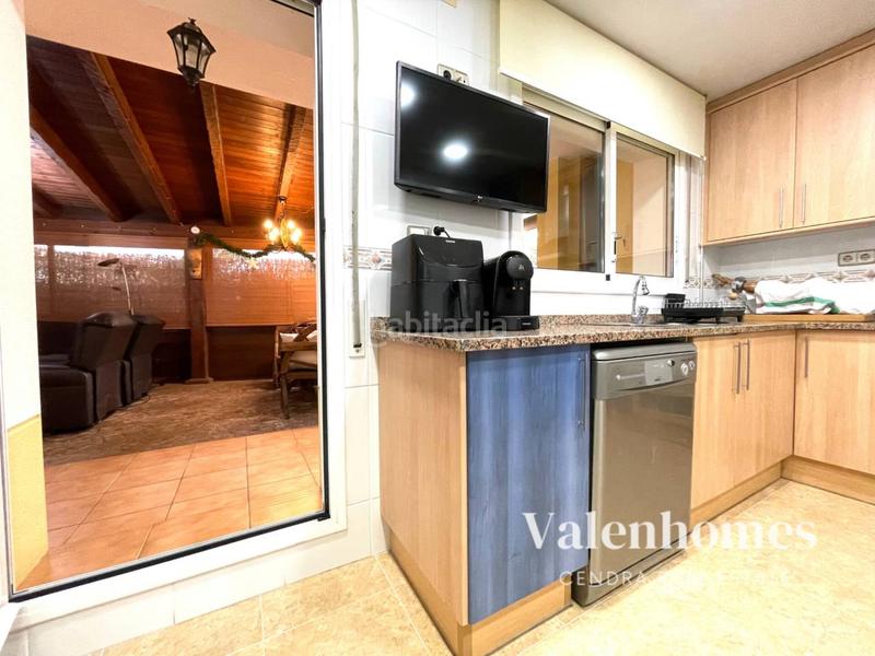 Foto d5515592-7220-4552-8566-e595e6eb31be. Casa preciosa casa a cuatro vientos con patio y gran garaje cubierto y posibilidad de instalar piscina. en Banyeres del Penedès