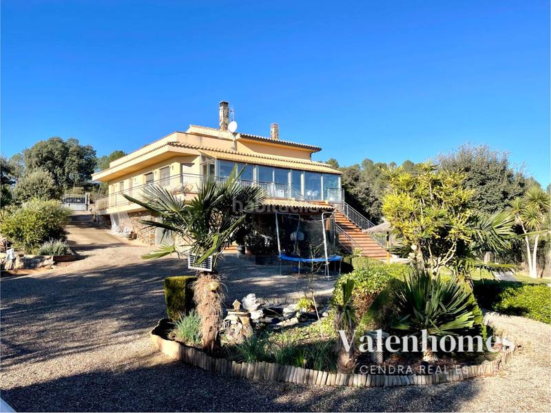 Foto 31aae176-9ac8-483a-98e8-2847bab44b48. Chalet avec chauffage parking piscine dans Avinyó