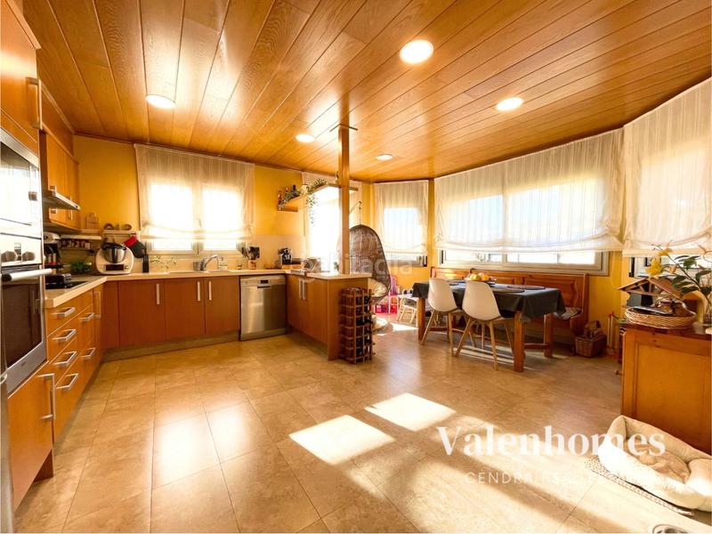 Foto 606ce1fe-f5b5-40b1-ace7-ac8f2fba0222. Chalet avec chauffage parking piscine dans Avinyó