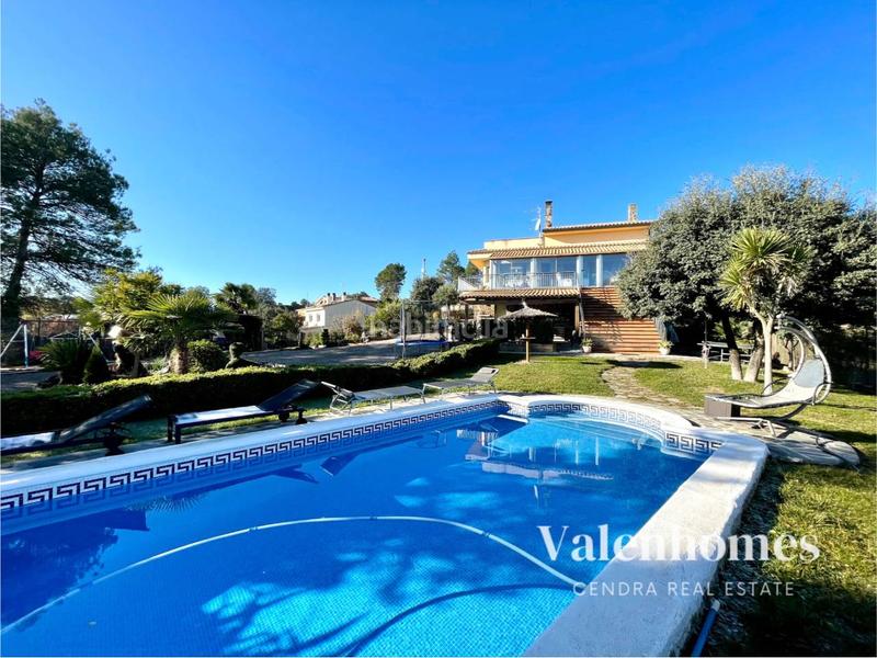 Foto 65c95628-c994-41d4-a47b-95f0119ac298. Chalet avec chauffage parking piscine dans Avinyó