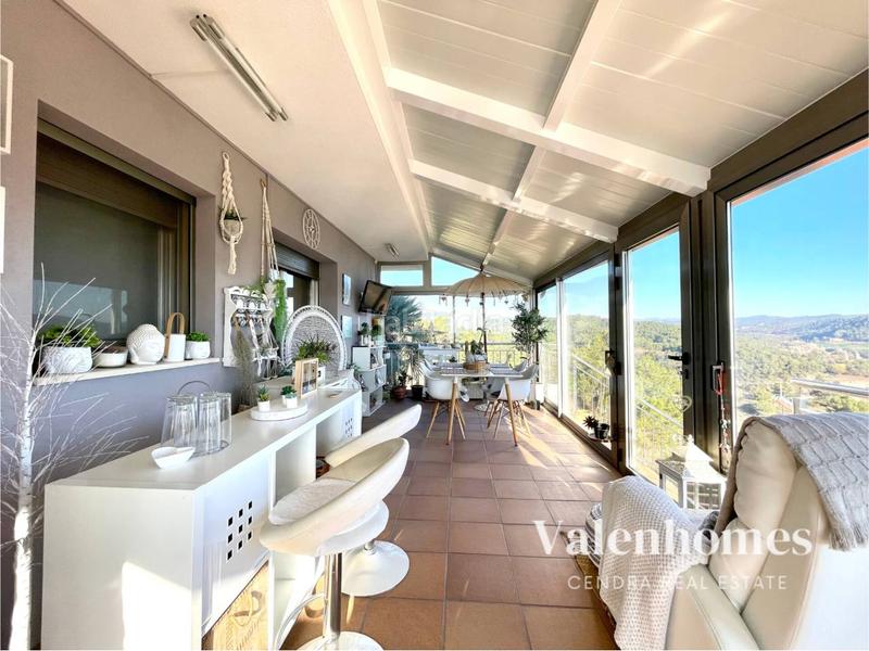 Foto 798d33a1-bd56-4f35-9384-7d344b2070ed. Chalet avec chauffage parking piscine dans Avinyó