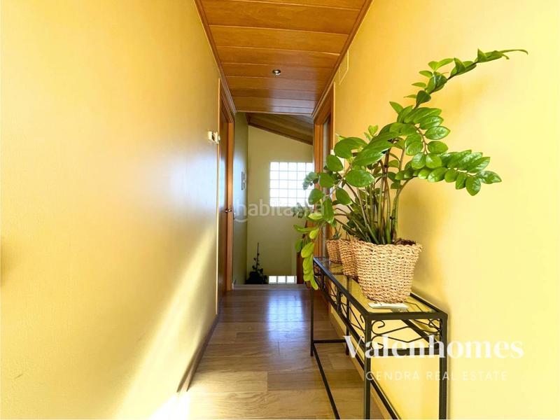 Foto af2962ba-ab75-45cc-85ae-f6d9589f8379. Chalet avec chauffage parking piscine dans Avinyó