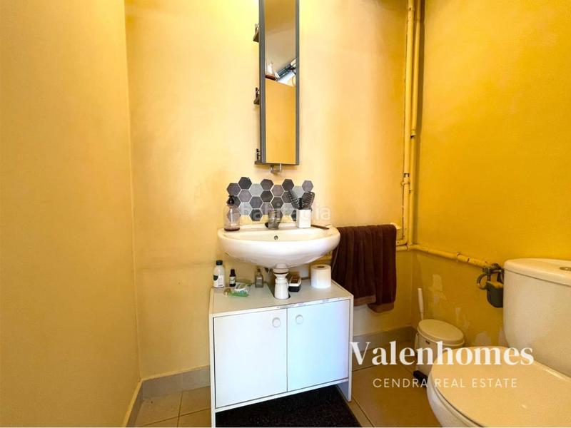 Foto c93a5a9e-e3b5-43e0-95b5-d28db41e157b. Chalet avec chauffage parking piscine dans Avinyó