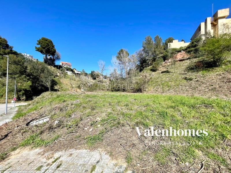Foto 064e702a-c1bc-46bb-a2d1-e35dcf1117b6. Terreno residencial parcela esquinera en venta , amplitud, orientación y entorno inmejorable. en Castellar del Vallès