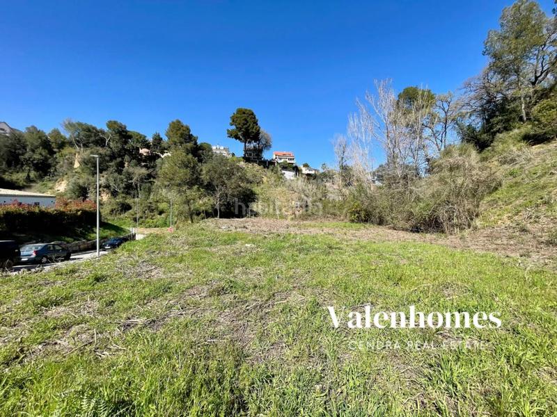 Foto 5a7f58e8-a861-46cc-a794-134c92ba3991. Terreno residencial parcela esquinera en venta , amplitud, orientación y entorno inmejorable. en Castellar del Vallès
