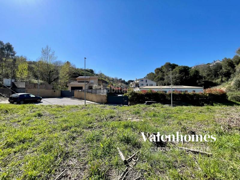 Foto 7914e27e-5cf0-42be-a8a4-462517780525. Terreno residencial parcela esquinera en venta , amplitud, orientación y entorno inmejorable. en Castellar del Vallès