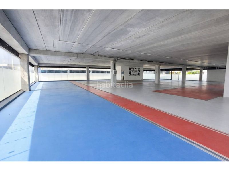 Foto f419c79f-4736-448e-a27b-09de70a830e4. Nau industrial a Gurb