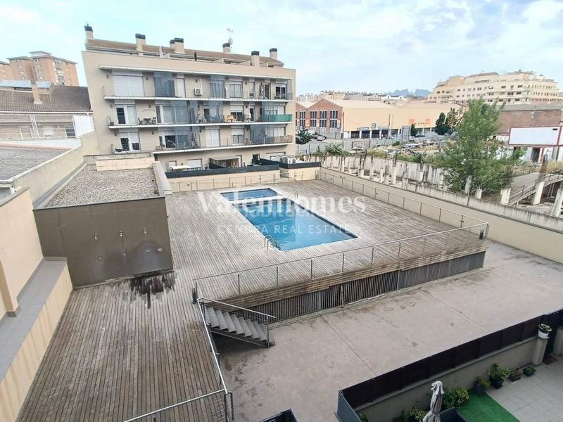 Foto 2fa6df65-c23c-49cd-bc2a-04f53568c935. Pis amb aparcament piscina a Carretera de Vic - Remei Manresa