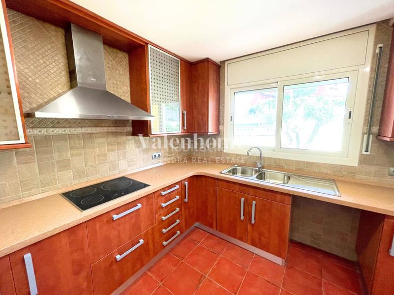 Foto de3bff24-6e6a-4a04-9737-69ace4779f87. Casa una joya en regent park en Fogars de la Selva