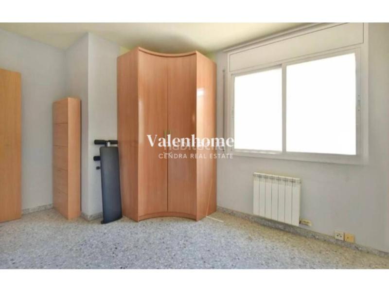 Foto a9f9c8ba-f4e1-41b3-b47d-1ac4acf47510. Piso oportunidad! planta baja con todas las comodidades en ca noriac en Sabadell