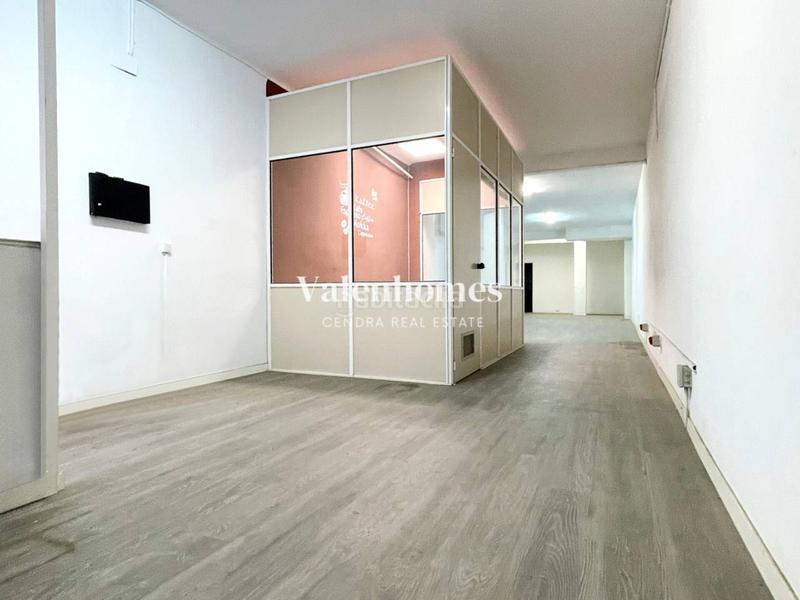 Foto 65859ae1-3656-4483-a95e-8022d7374172. Local comercial local en venta en can mas08291 en Ripollet