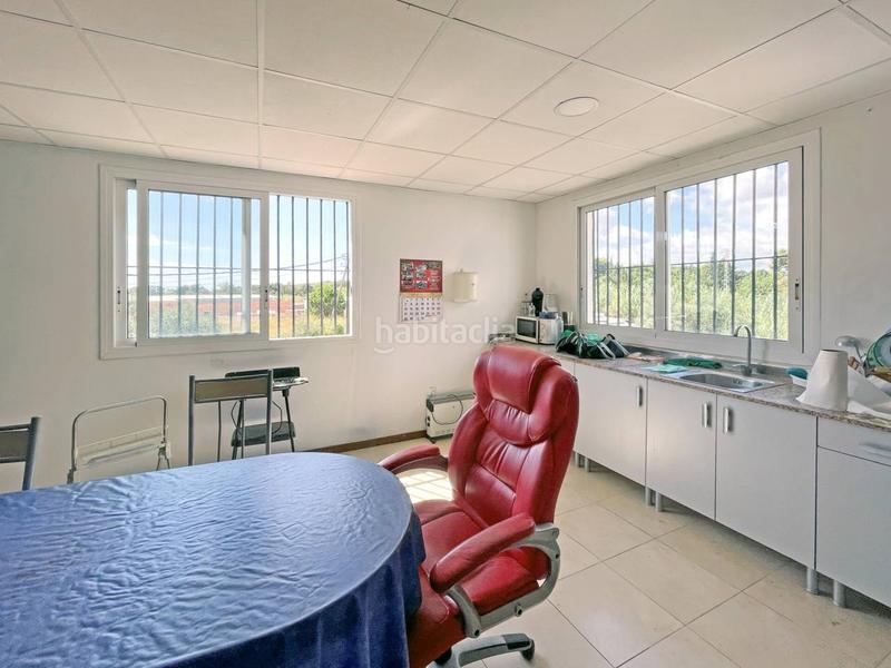 Foto 6a761a8b-6bab-4cc9-81a4-dee1420126bf. Nau industrial a Riudoms